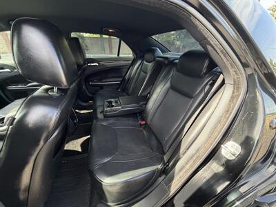 2013 Chrysler 300C   - Photo 13 - Sacramento, CA 95821