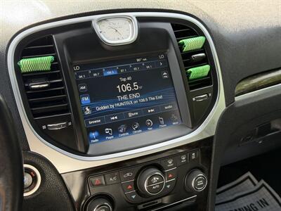 2013 Chrysler 300C   - Photo 21 - Sacramento, CA 95821