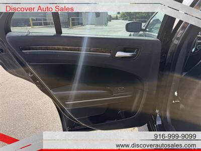 2013 Chrysler 300C   - Photo 12 - Sacramento, CA 95821