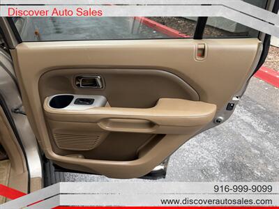 2006 Honda Pilot EX-L EX-L 4dr SUV AWD - Photo 14 - Sacramento, CA 95821