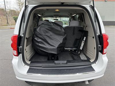 2017 Dodge Grand Caravan SE  HANDICAP WHEELCHAIR ACCESSIBLE VAN - Photo 22 - Sacramento, CA 95821