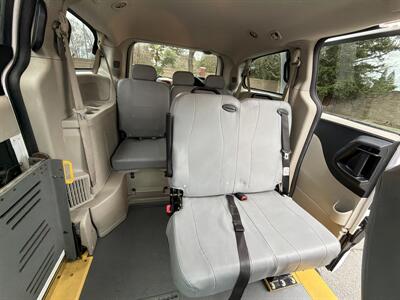 2017 Dodge Grand Caravan SE  HANDICAP WHEELCHAIR ACCESSIBLE VAN - Photo 21 - Sacramento, CA 95821