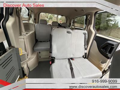2017 Dodge Grand Caravan SE  HANDICAP WHEELCHAIR ACCESSIBLE VAN - Photo 21 - Sacramento, CA 95821