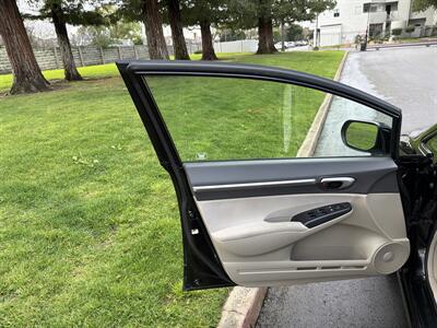 2011 Honda Civic Hybrid   - Photo 13 - Sacramento, CA 95821