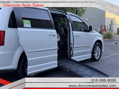 2014 Dodge Grand Caravan SXT HANDICAP WHEELCHAIR ACCESSIBLE VAN - Photo 6 - Sacramento, CA 95821