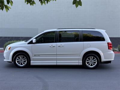2014 Dodge Grand Caravan SXT HANDICAP WHEELCHAIR ACCESSIBLE VAN - Photo 10 - Sacramento, CA 95821