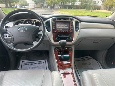 2006 Toyota Highlander   - Photo 15 - Sacramento, CA 95821