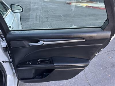 2019 Ford Fusion Hybrid Titanium   - Photo 12 - Sacramento, CA 95821