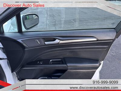 2019 Ford Fusion Hybrid Titanium   - Photo 16 - Sacramento, CA 95821