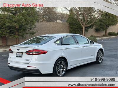 2019 Ford Fusion Hybrid Titanium   - Photo 4 - Sacramento, CA 95821