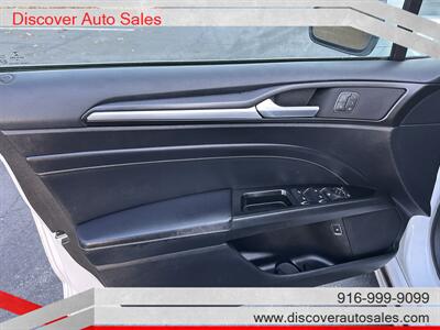 2019 Ford Fusion Hybrid Titanium   - Photo 11 - Sacramento, CA 95821