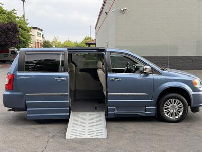 2011 Chrysler Town & Country Touring-L HANDICAP WHEELCHAIR ACCESSIBLE VAN - Photo 2 - Sacramento, CA 95821