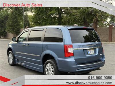 2011 Chrysler Town & Country Touring-L HANDICAP WHEELCHAIR ACCESSIBLE VAN - Photo 5 - Sacramento, CA 95821