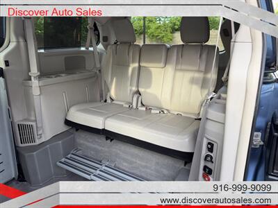 2011 Chrysler Town & Country Touring-L HANDICAP WHEELCHAIR ACCESSIBLE VAN - Photo 21 - Sacramento, CA 95821