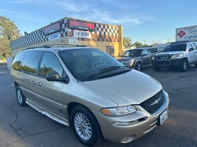 2000 Chrysler Town & Country LXi  Handicap wheelchair accessible van - Photo 35 - Sacramento, CA 95821