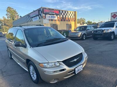 2000 Chrysler Town & Country LXi  Handicap wheelchair accessible van - Photo 33 - Sacramento, CA 95821