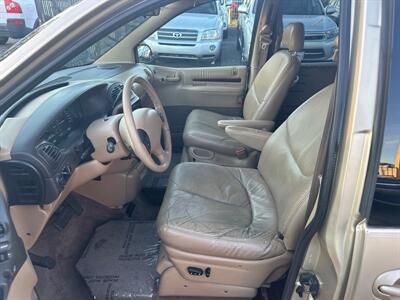 2000 Chrysler Town & Country LXi  Handicap wheelchair accessible van - Photo 47 - Sacramento, CA 95821