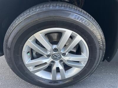 2015 Volkswagen Tiguan S   - Photo 21 - Sacramento, CA 95821