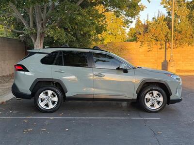 2020 Toyota RAV4 XLE - Photo 6 - Sacramento, CA 95821