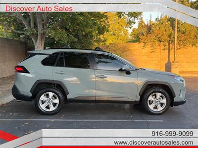 2020 Toyota RAV4 XLE - Photo 6 - Sacramento, CA 95821