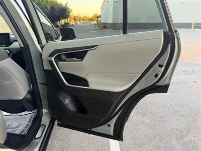 2020 Toyota RAV4 XLE - Photo 10 - Sacramento, CA 95821