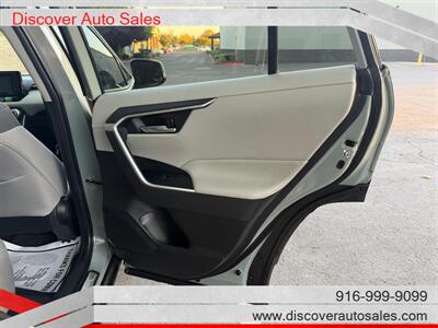 2020 Toyota RAV4 XLE - Photo 10 - Sacramento, CA 95821