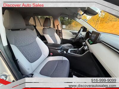 2020 Toyota RAV4 XLE - Photo 15 - Sacramento, CA 95821