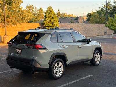2020 Toyota RAV4 XLE - Photo 9 - Sacramento, CA 95821