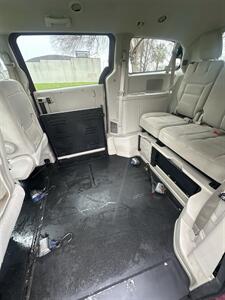 2014 Dodge Grand Caravan Handicap Wheelchair accessible van   - Photo 22 - Sacramento, CA 95821