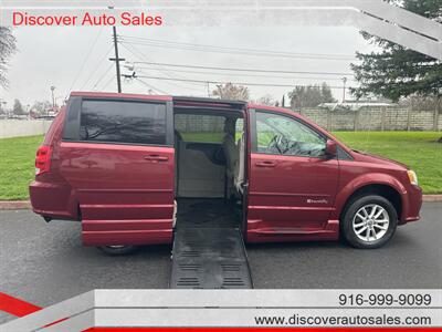 2014 Dodge Grand Caravan Handicap Wheelchair accessible van   - Photo 4 - Sacramento, CA 95821