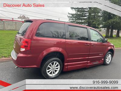 2014 Dodge Grand Caravan Handicap Wheelchair accessible van   - Photo 12 - Sacramento, CA 95821