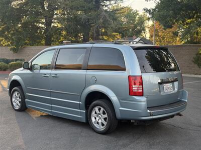 2010 Chrysler Town & Country Touring HANDICAP WHEELCHAIR ACCESSIBLE VAN - Photo 6 - Sacramento, CA 95821