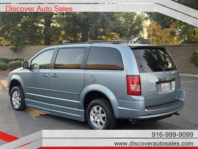 2010 Chrysler Town & Country Touring HANDICAP WHEELCHAIR ACCESSIBLE VAN - Photo 6 - Sacramento, CA 95821