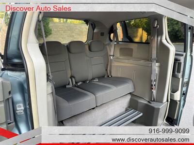 2010 Chrysler Town & Country Touring HANDICAP WHEELCHAIR ACCESSIBLE VAN - Photo 16 - Sacramento, CA 95821