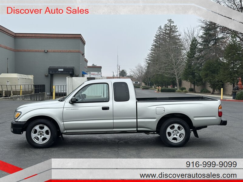 2003 Toyota Tacoma 2dr Xtracab  
