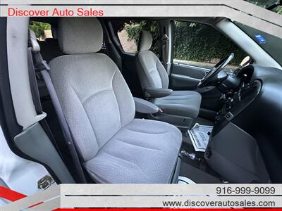 2006 Dodge Grand Caravan SXT HANDICAP WHEELCHAIR ACCESSIBLE VAN - Photo 16 - Sacramento, CA 95821