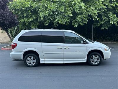2006 Dodge Grand Caravan SXT HANDICAP WHEELCHAIR ACCESSIBLE VAN - Photo 8 - Sacramento, CA 95821
