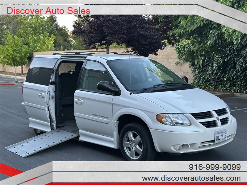 2006 Dodge Grand Caravan SXT  HANDICAP WHEELCHAIR ACCESSIBLE VAN