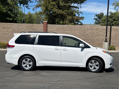 2014 Toyota Sienna LE 8-Passenger   - Photo 32 - Sacramento, CA 95821