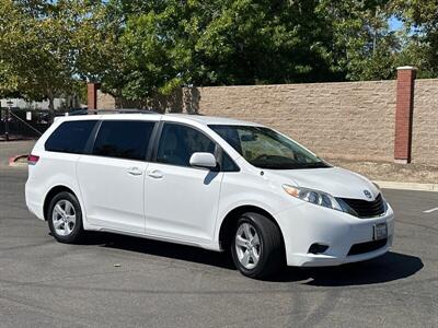 2014 Toyota Sienna LE 8-Passenger  