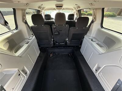 2016 Dodge Grand Caravan American Value Package HANDICAP WHEELCHAIR ACCESSIBLE VAN - Photo 11 - Sacramento, CA 95821
