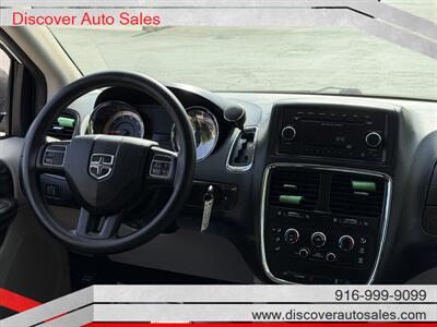 2016 Dodge Grand Caravan American Value Package HANDICAP WHEELCHAIR ACCESSIBLE VAN - Photo 15 - Sacramento, CA 95821