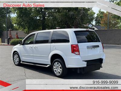 2016 Dodge Grand Caravan American Value Package HANDICAP WHEELCHAIR ACCESSIBLE VAN - Photo 4 - Sacramento, CA 95821