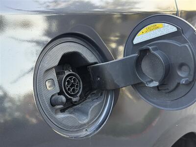 2013 Toyota Prius Plug-in Hybrid   - Photo 12 - Sacramento, CA 95821