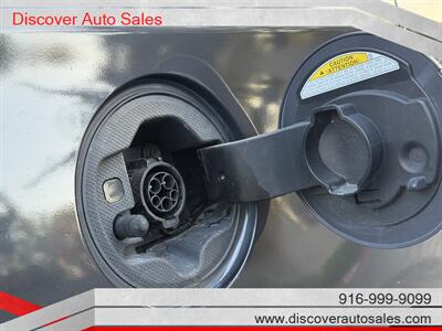 2013 Toyota Prius Plug-in Hybrid   - Photo 11 - Sacramento, CA 95821