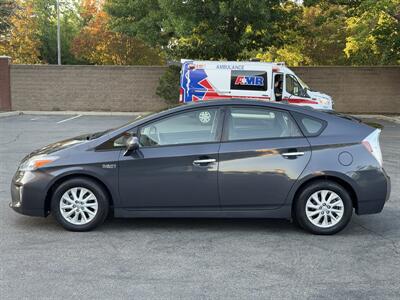 2013 Toyota Prius Plug-in Hybrid   - Photo 3 - Sacramento, CA 95821