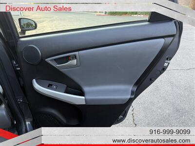 2013 Toyota Prius Plug-in Hybrid   - Photo 17 - Sacramento, CA 95821