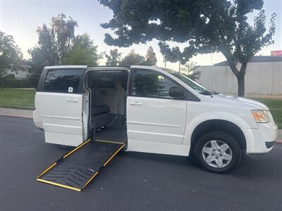 2010 Dodge Grand Caravan SE  HANDICAP WHEELCHAIR ACCESSIBLE VAN - Photo 4 - Sacramento, CA 95821