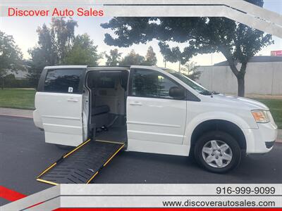 2010 Dodge Grand Caravan SE  HANDICAP WHEELCHAIR ACCESSIBLE VAN - Photo 4 - Sacramento, CA 95821