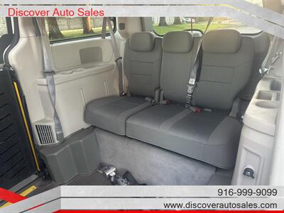 2010 Dodge Grand Caravan SE  HANDICAP WHEELCHAIR ACCESSIBLE VAN - Photo 18 - Sacramento, CA 95821
